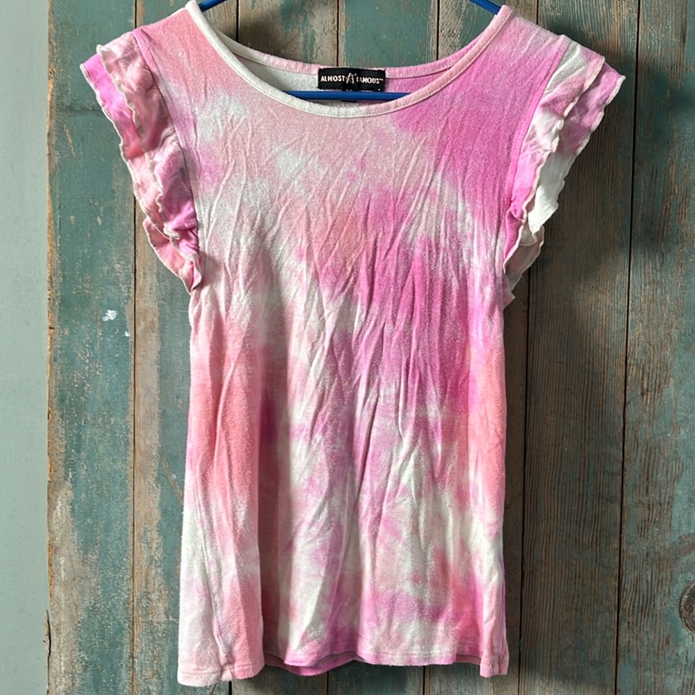 Almost Famous juniors medium pink tie dye sleeveless top